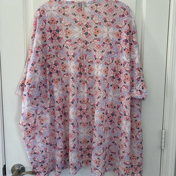 Torrid Multi-Color Floral Print Pattern Short Sleeve Open Front Cardigan… - Picture 7 of 12